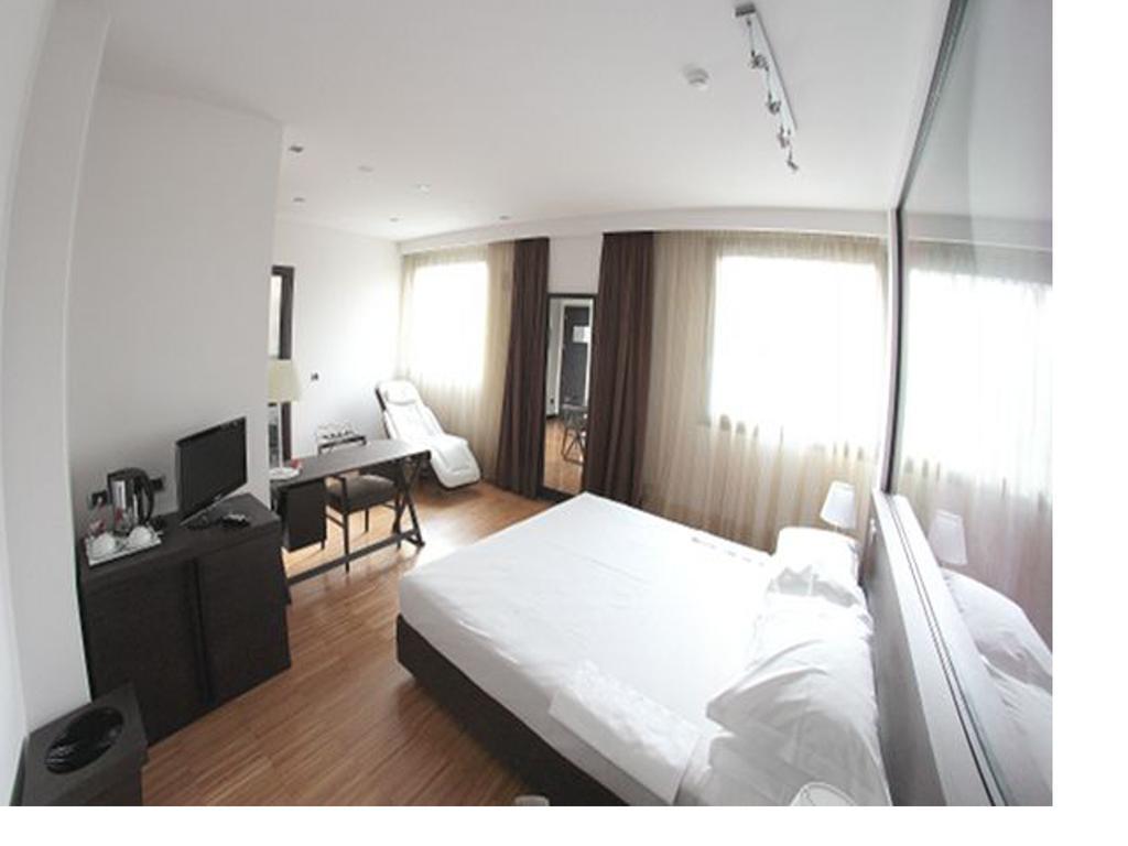 Postumia Hotel Design オデルツォ エクステリア 写真
